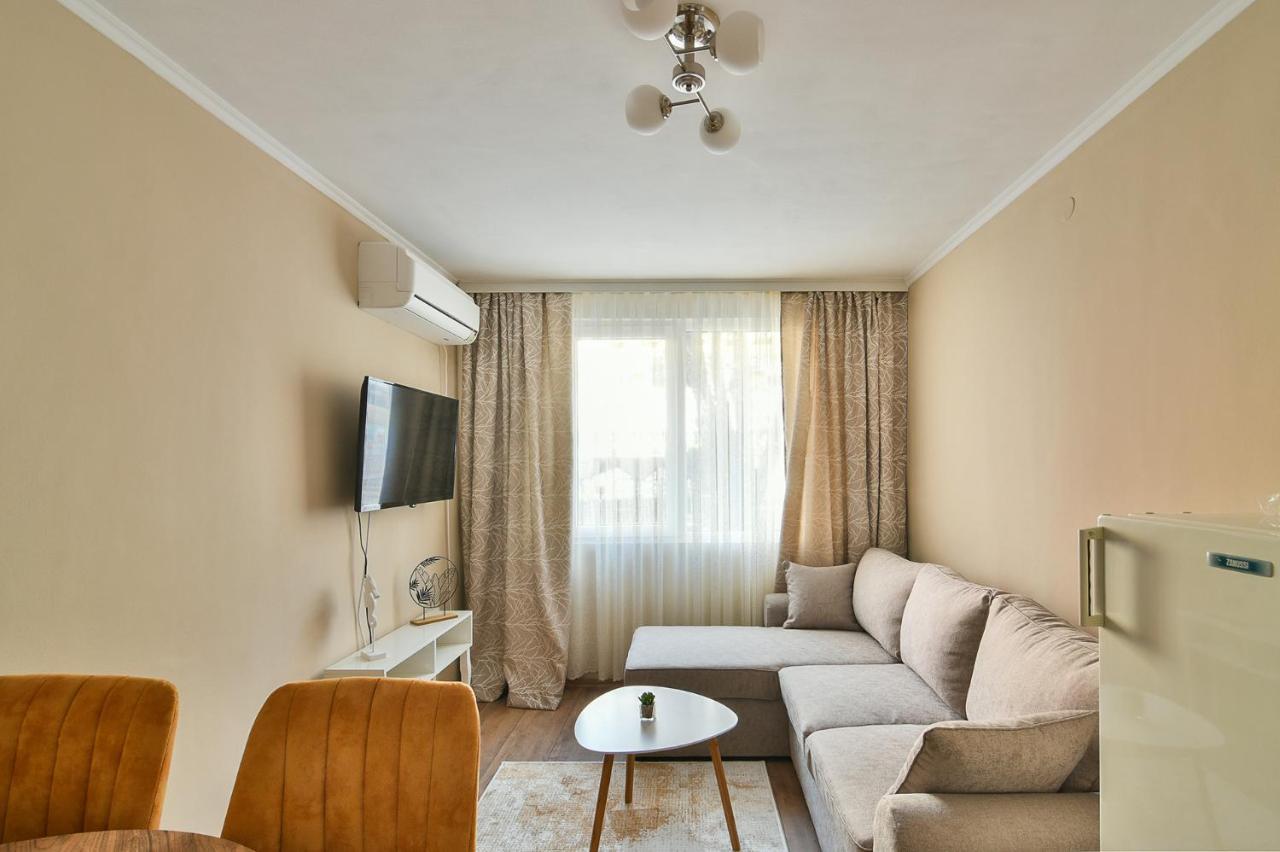 Top Location Flats In Варна Екстер'єр фото